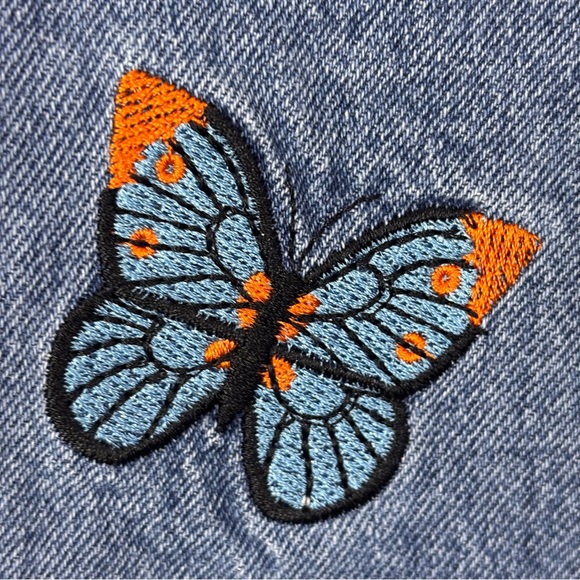 Fashion Nova Butterfly Embroidered Wide Leg Jeans Size 13 Raw Hem Cotton Boho - Picture 4 of 9